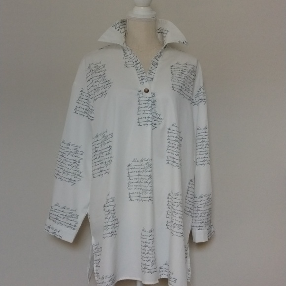 Tunic blouse blk/white script pattern. Loose fit. nwot Great spring summer Beach - Picture 4 of 5